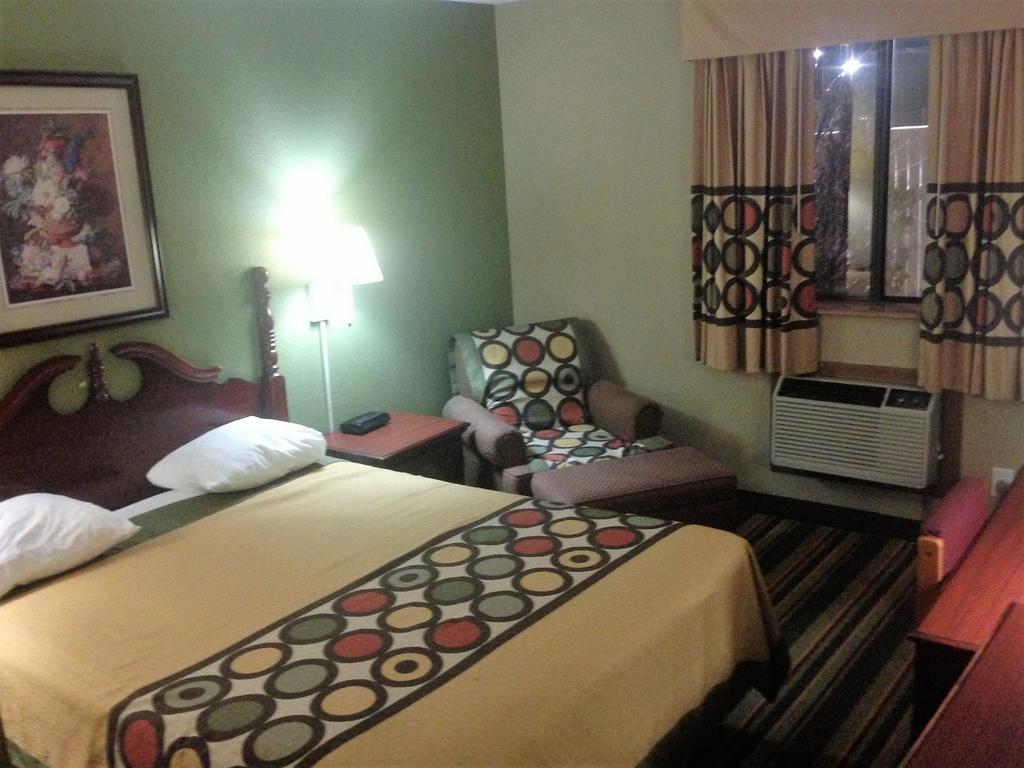 Hotel Super 8 By Wyndham Sikeston/Miner Area Exterior foto